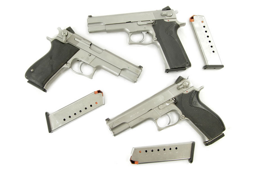 Smith &amp; Wesson Model 4506 45 Auto Police Trade-ins with 2 Magazines